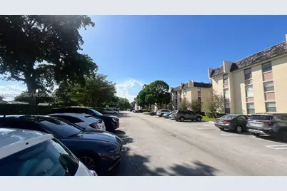 8429 Forest Hills Dr #305, Coral Springs, FL 33065 - Photo 25