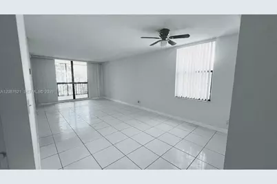 8429 Forest Hills Dr #305, Coral Springs, FL 33065 - Photo 5