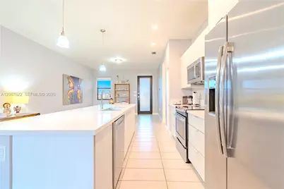 7809 NW 104th Ave #31, Doral, FL 33178 - Photo 5