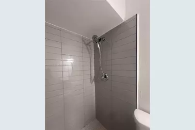 7164 W 3rd Ave, Hialeah, FL 33014 - Photo 27