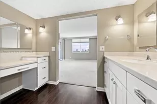 801 Lake Shore Dr, Lake Park, FL 33403 - Photo 19