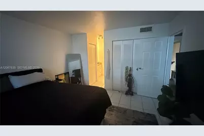 2935 NE 163rd St #2Q, North Miami Beach, FL 33160 - Photo 23