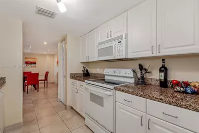 90 Alton Rd #501, Miami Beach, FL 33139 - Photo 23
