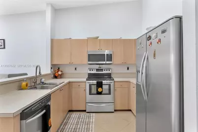 17133 SW 137th Pl, Miami, FL 33177 - Photo 13