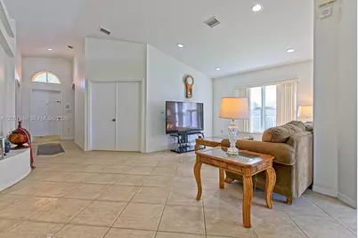 1520 SE 17th Ave, Homestead, FL 33035 - Photo 7