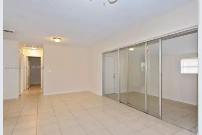 4304 N Shore Dr, West Palm Beach, FL 33407 - Photo 5