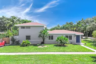 800 NE 144th St, North Miami, FL 33161 - Photo 1
