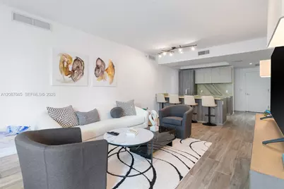801 S Miami Ave #1002, Miami, FL 33130 - Photo 3