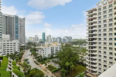 6423 Collins Ave #1201, Miami Beach, FL 33141 - Photo 27
