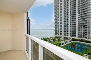 6423 Collins Ave, Miami Beach, FL 33141 - Photo 23