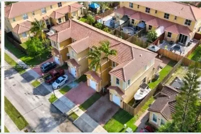 24705 SW 110th Pl, Homestead, FL 33032 - Photo 3