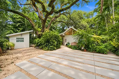 4005 S Loquat Ave, Miami, FL 33133 - Photo 21