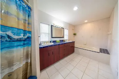 919 S Lakeside Pl, Lantana, FL 33462 - Photo 17