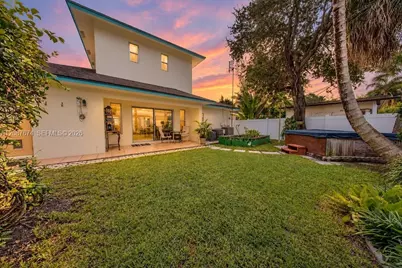 919 S Lakeside Pl, Lantana, FL 33462 - Photo 25