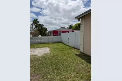 28704 SW 147th Pl, Homestead, FL 33033 - Photo 9