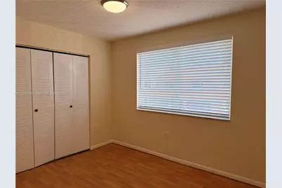 8019 Lake Dr #202, Doral, FL 33166 - Photo 11