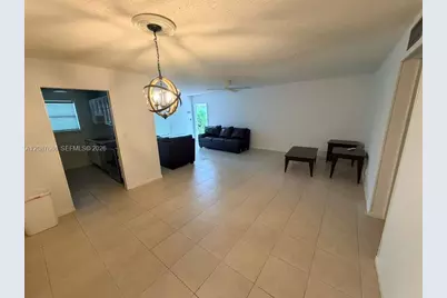 557 High Point Dr #B, Delray Beach, FL 33445 - Photo 3
