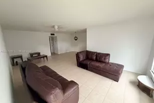 557 High Point Dr, Delray Beach, FL 33445 - Photo 5