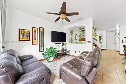 889 SW 151st Pl, Miami, FL 33194 - Photo 15