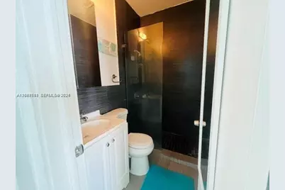 1611 Michigan Ave #24, Miami Beach, FL 33139 - Photo 7