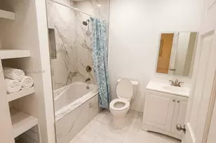 510 NE 161st St, Miami, FL 33162 - Photo 13