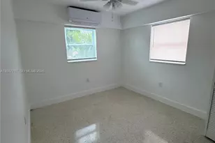 649 SW 7th St, Miami, FL 33130 - Photo 7