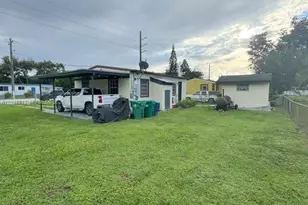 2101 NW 87th St, Miami, FL 33147 - Photo 13