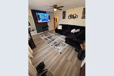 2101 NW 87th St, Miami, FL 33147 - Photo 5