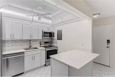 7300 NW 17th St #310, Plantation, FL 33313 - Photo 7