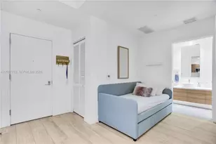 121 NE 34th St, Miami, FL 33137 - Photo 13