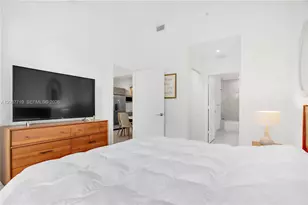 121 NE 34th St, Miami, FL 33137 - Photo 19