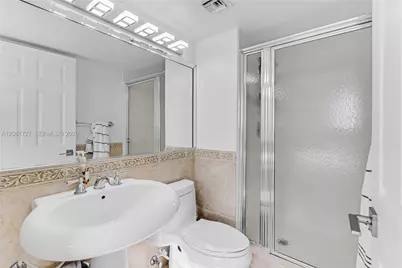 5880 Collins Ave #PH3, Miami Beach, FL 33140 - Photo 33