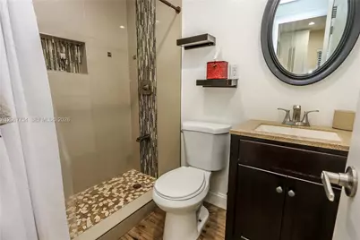 3300 N Surf Rd #1A, Hollywood, FL 33019 - Photo 11