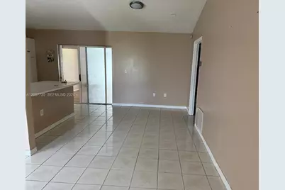 18109 SW 142nd Ct, Miami, FL 33177 - Photo 5