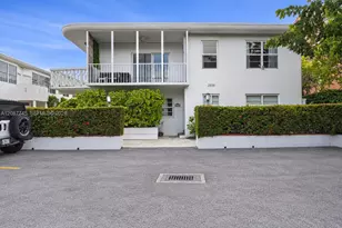 2858 Pine Tree Dr, Miami Beach, FL 33140 - Photo 1