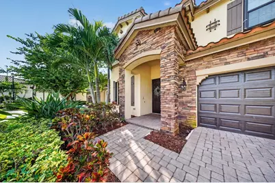9062 Gulf Cove Dr, Lake Worth, FL 33467 - Photo 3