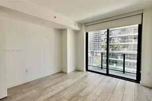 55 SW 9th St, Miami, FL 33130 - Photo 3