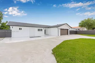 22601 SW 127th Ave, Miami, FL 33170 - Photo 3