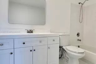 1249 Presidio Dr, Weston, FL 33327 - Photo 15