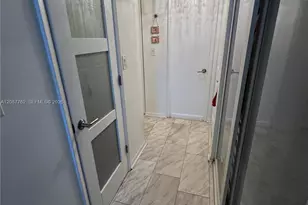 2851 NE 183rd St, Aventura, FL 33160 - Photo 25