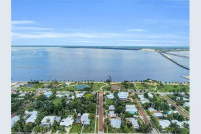 214 W Grace St, Other City - In The State Of Florida, FL 33950 - Photo 11