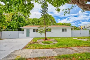 11301 SW 201st St, Miami, FL 33189 - Photo 1