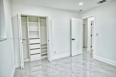 11301 SW 201st St, Miami, FL 33189 - Photo 21