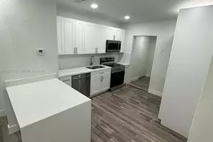 3045 SW 21st St, Miami, FL 33145 - Photo 11