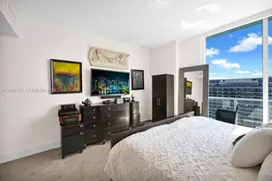 1900 N Bayshore Dr, Miami, FL 33132 - Photo 29