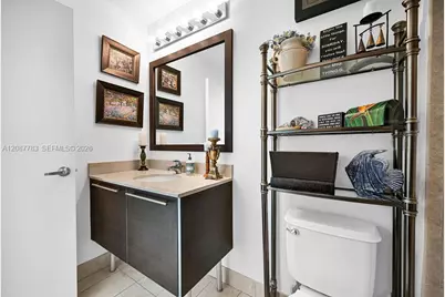 1900 N Bayshore Dr #5103, Miami, FL 33132 - Photo 39