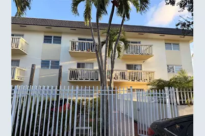 770 NE 128th St #304, North Miami, FL 33161 - Photo 7