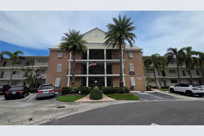 450 Paradise Isle Blvd #109, Hallandale Beach, FL 33009 - Photo 33