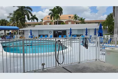 450 Paradise Isle Blvd #109, Hallandale Beach, FL 33009 - Photo 39