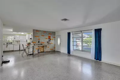 18500 NE 23rd Ct, Miami, FL 33180 - Photo 7